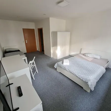 Private Room& Private Shower *