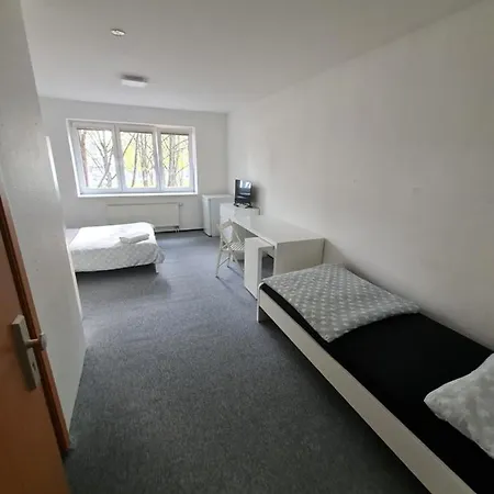 Private Room& Private Shower *